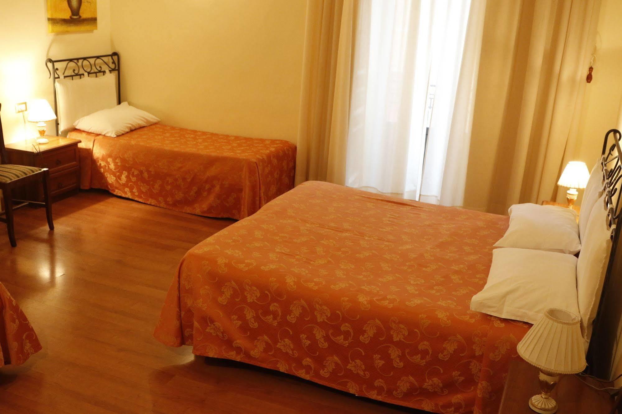 San Michele Inn Catane Extérieur photo